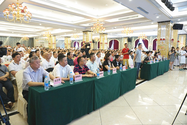 传承优良厨德 弘扬工匠精神-首届重庆名厨大会暨重庆市餐饮行业协会名厨联谊会成立!