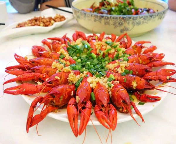 大钳庄竹海秘制龙虾-地道宜宾风味美食