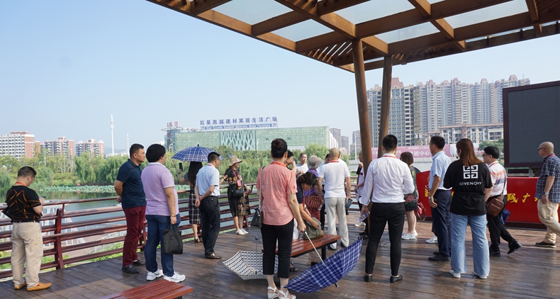 美食牵线 火锅搭桥--淮北市杜集区矿山集与重庆市南岸区火锅商会战略合作在安徽省淮北市杜集区签订