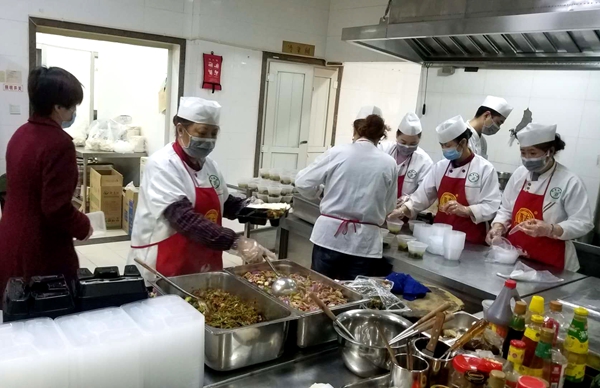 抗击疫情·重庆读肴知味餐饮管理有限公司严格执行疫情期间规范安全操作手册