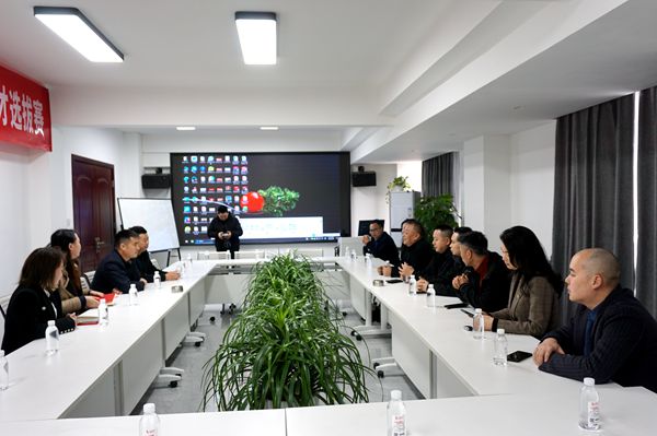 为会员单位搭建畅通的交流平台是重庆南岸区火锅商会不变的办会宗旨