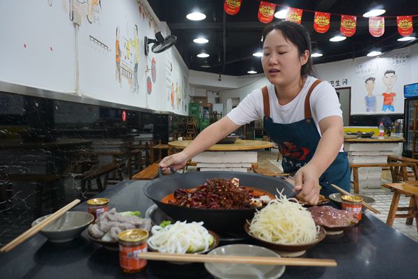 哆哆老火锅 曾经醇厚的火锅飘香又回来了