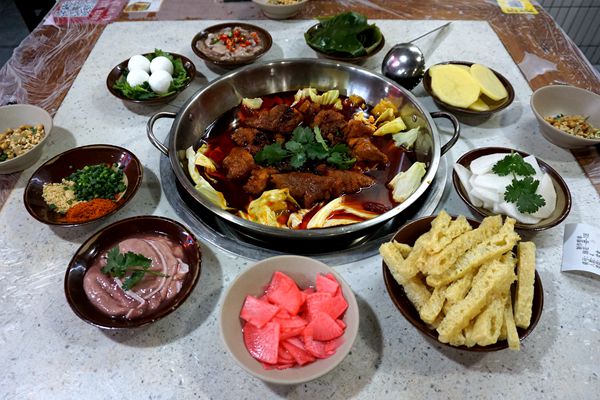 码头城 码头味 邓对贰扎皮蹄花 码头城市一道特色民间美食