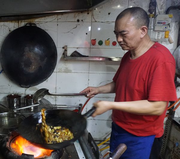 大坪的餐饮情感老店 福满轩私家小厨