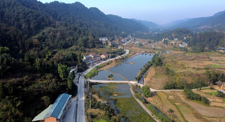 建设和美乡村 石龙镇合路村和美乡村示范建设