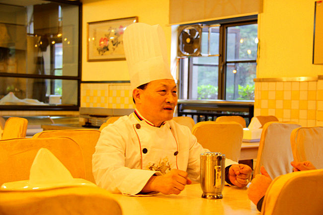 刘俊伦中国烹饪大师--他用心传承中华餐饮文化