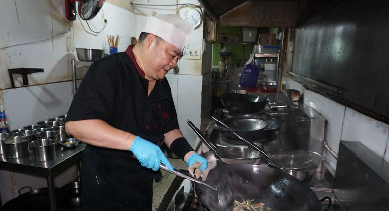 重庆老牌江湖菜馆——香中乐江湖菜 大坪九坑子38年的老店