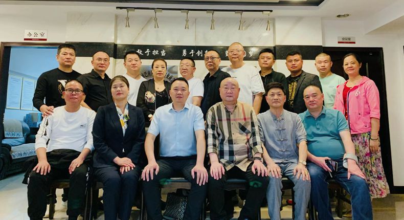 同饮长江水 南边是我家 南岸烹饪协会与巴南餐饮住宿商会共谋发展
