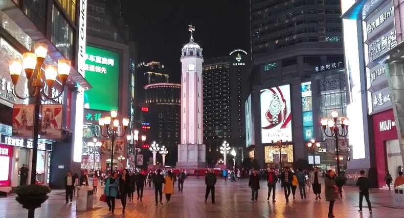 畅游山城 美食相伴 恒明鲜肚子鸡汤银丝面·米线