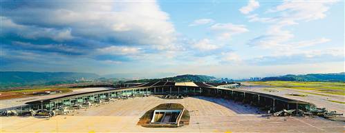 探秘重庆机场东航站区 T3A航站楼有30个足球场那么大
