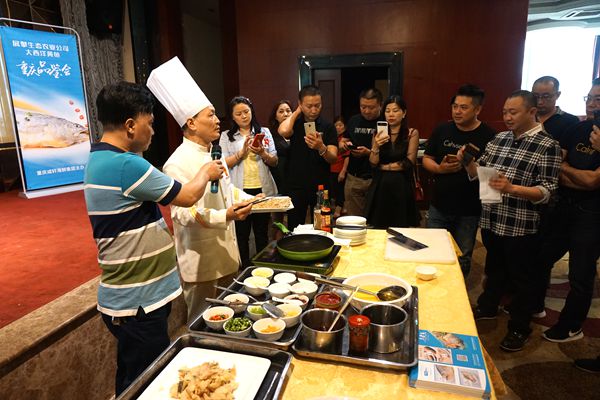 四十几年厨艺经验 书写人生厨艺厨德--中国烹饪大师刘俊伦